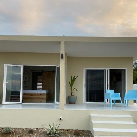 Quiet Happy Place With A View Willemstad Exterior photo